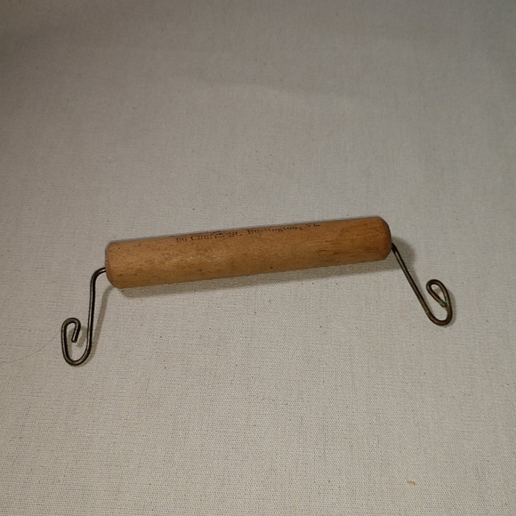 Vintage Royal Ladies Outfitters Parcel Handle - Picture 3 of 6